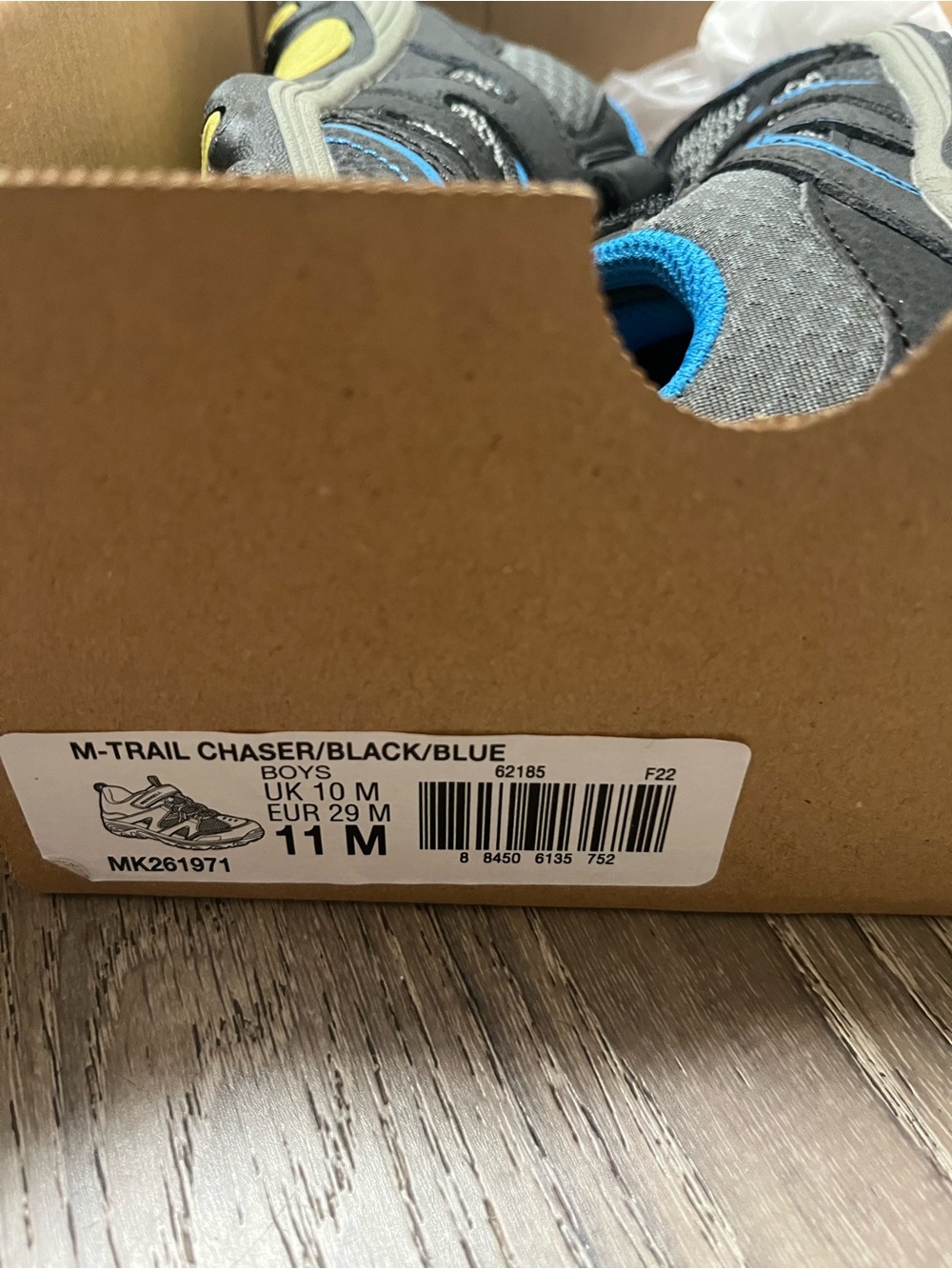Merrell NEW Kids Black Trail Sneakers Hook-and-Loop Strap 11 chaser shoes kids - Picture 4 of 4